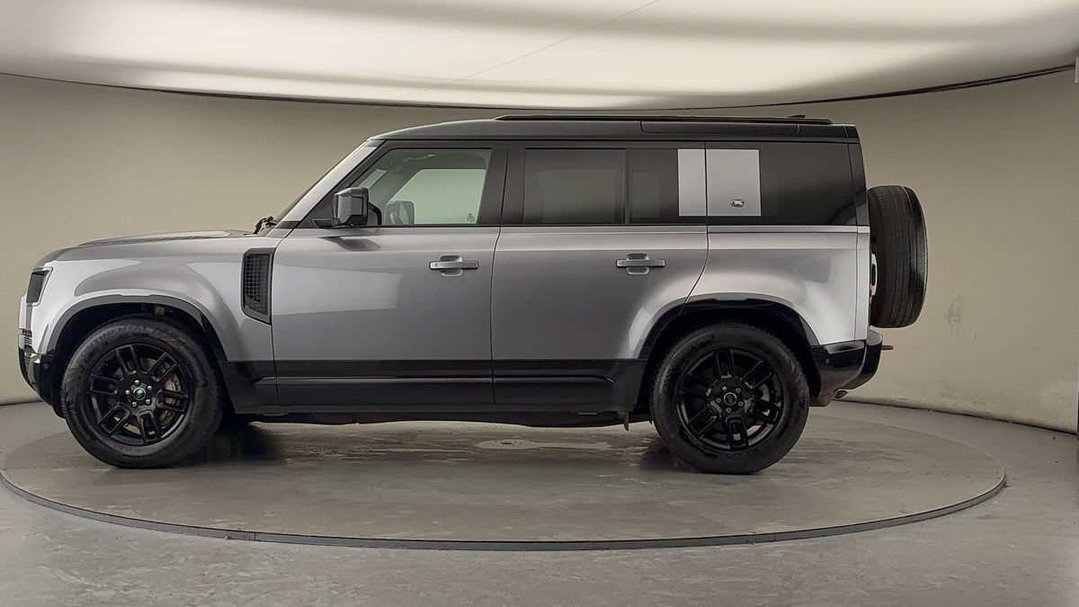 Used Land Rover Defender 110 2023 for sale - 77201058: Photo 15