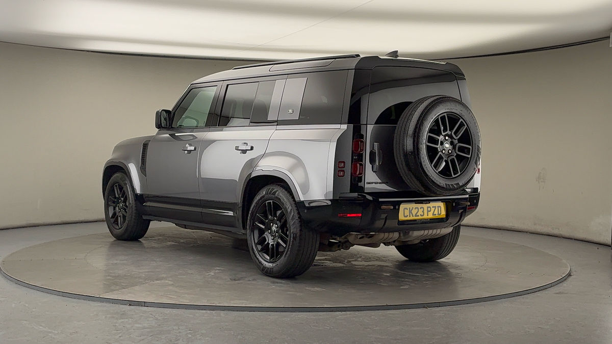 Used Land Rover Defender 110 2023 for sale - 77201058: Photo 2