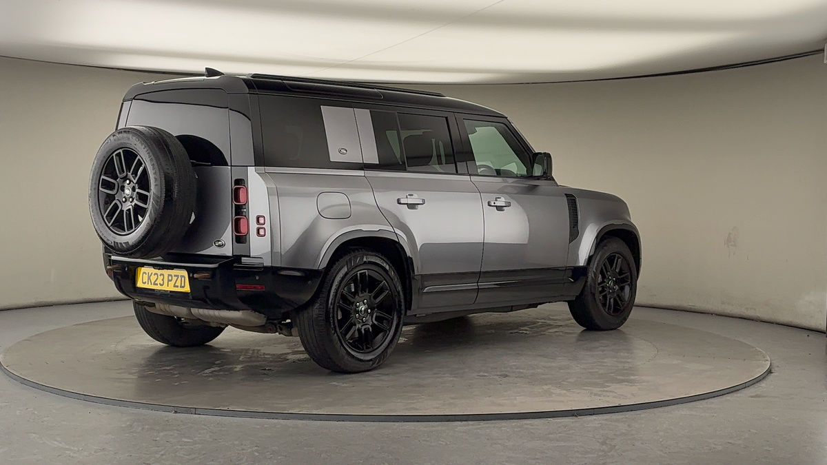 Used Land Rover Defender 110 2023 for sale - 77201058: Photo 21