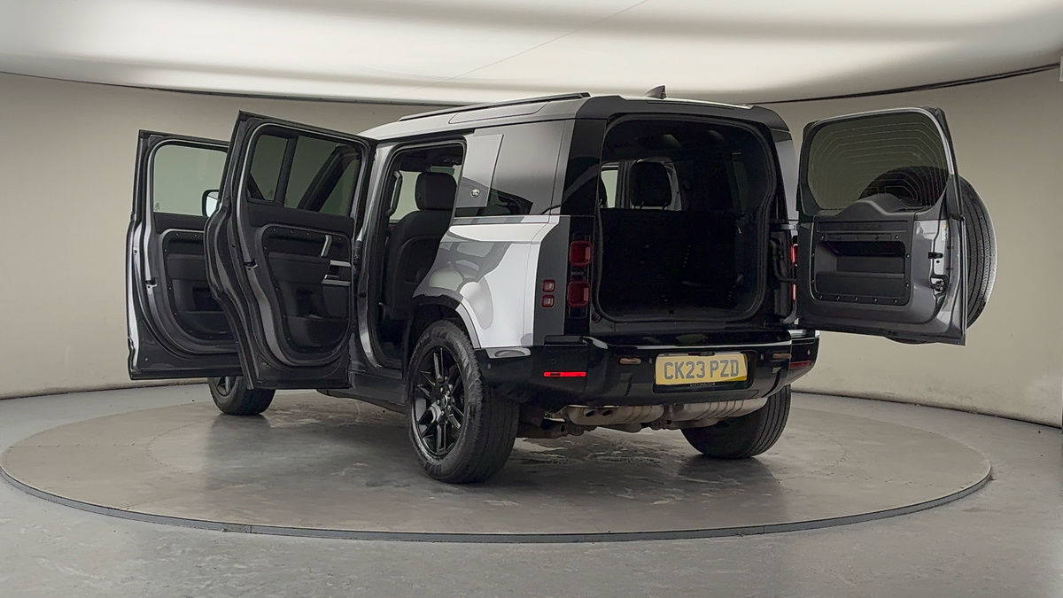 Used Land Rover Defender 110 2023 for sale - 77201058: Photo 23