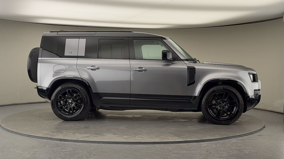 Used Land Rover Defender 110 2023 for sale - 77201058: Photo 37