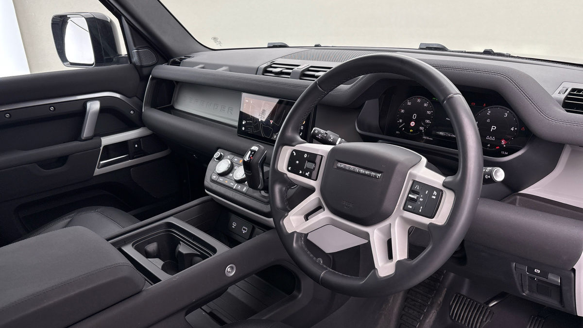 Used Land Rover Defender 110 2023 for sale - 77201058: Photo 5