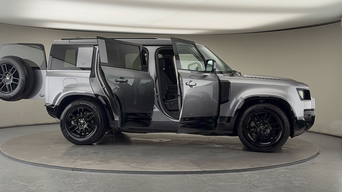 Used Land Rover Defender 110 2023 for sale - 77201058: Photo 56