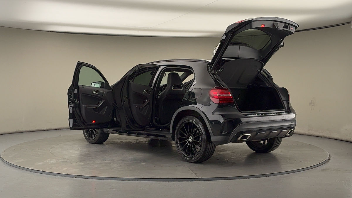 Used Mercedes-Benz GLA 2018 for sale - 77409258: Photo 43