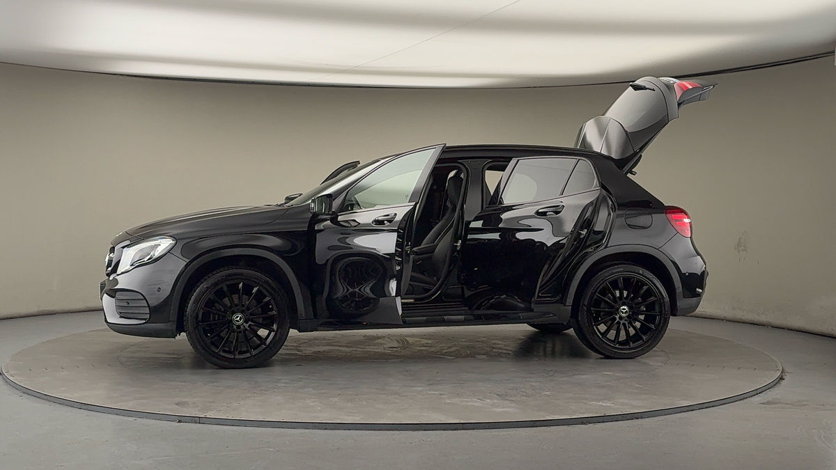 Used Mercedes-Benz GLA 2018 for sale - 77409258: Photo 47