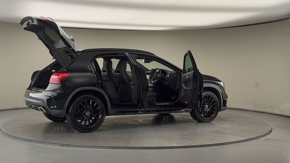 Used Mercedes-Benz GLA 2018 for sale - 77409258: Photo 57