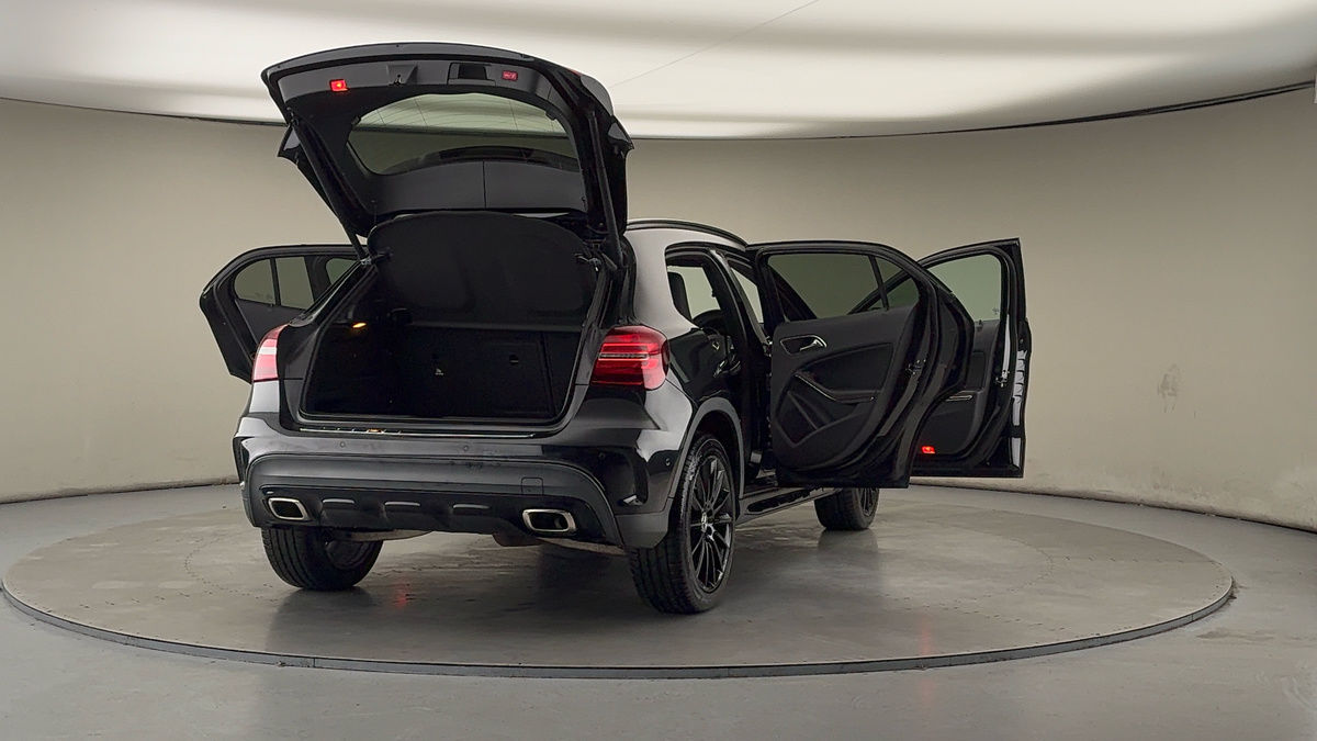 Used Mercedes-Benz GLA 2018 for sale - 77409258: Photo 59