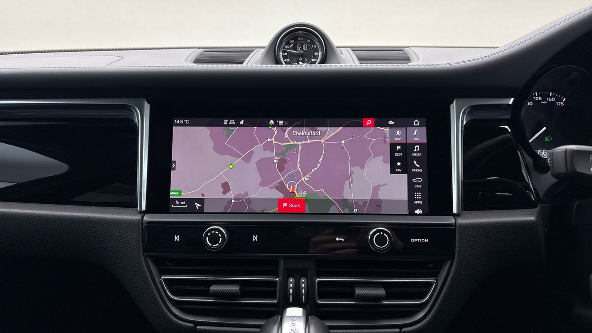 Used Porsche Macan 2022 for sale - 76198001: Photo 17