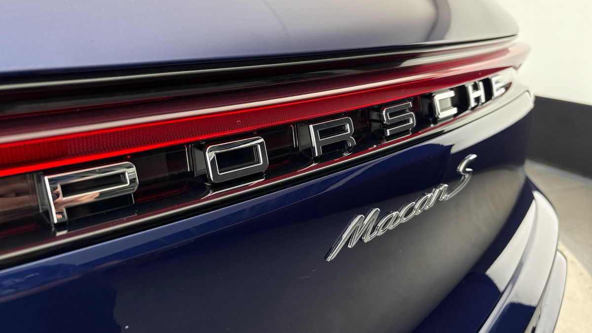 Used Porsche Macan 2022 for sale - 76198001: Photo 27
