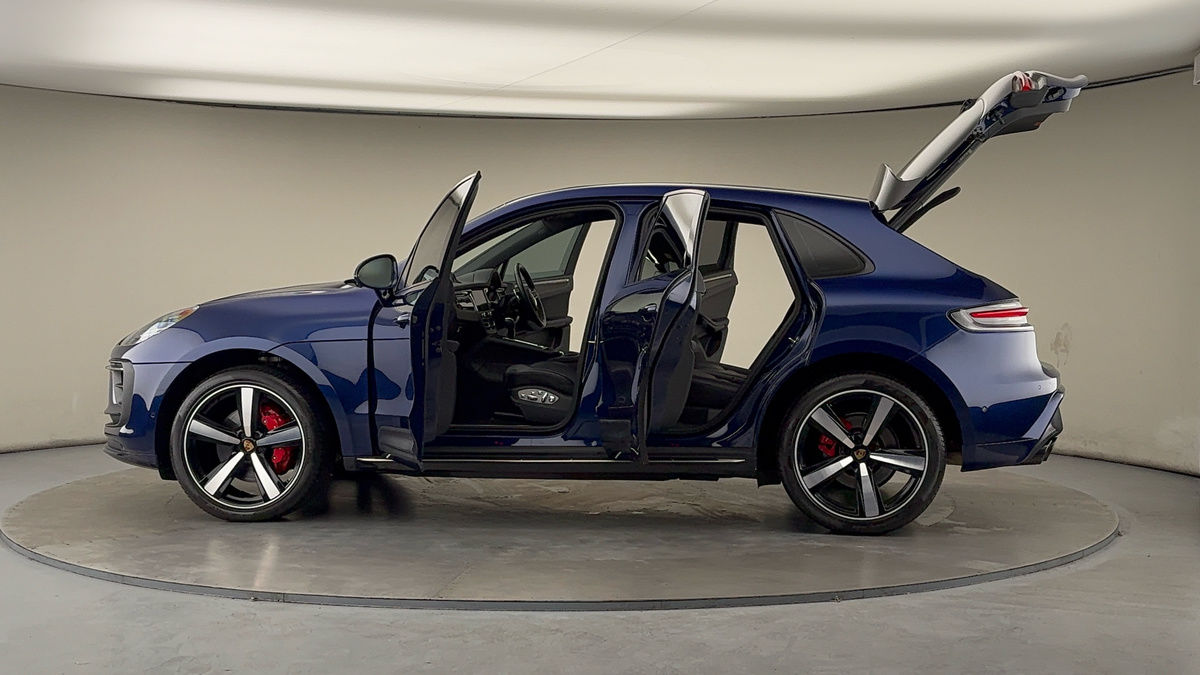 Used Porsche Macan 2022 for sale - 76198001: Photo 49