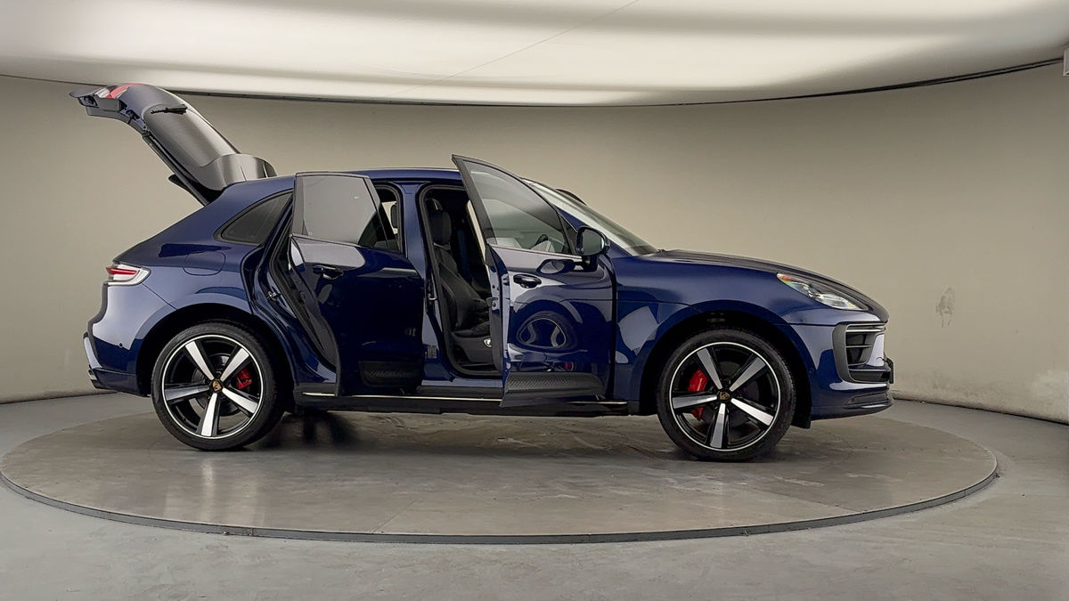 Used Porsche Macan 2022 for sale - 76198001: Photo 58