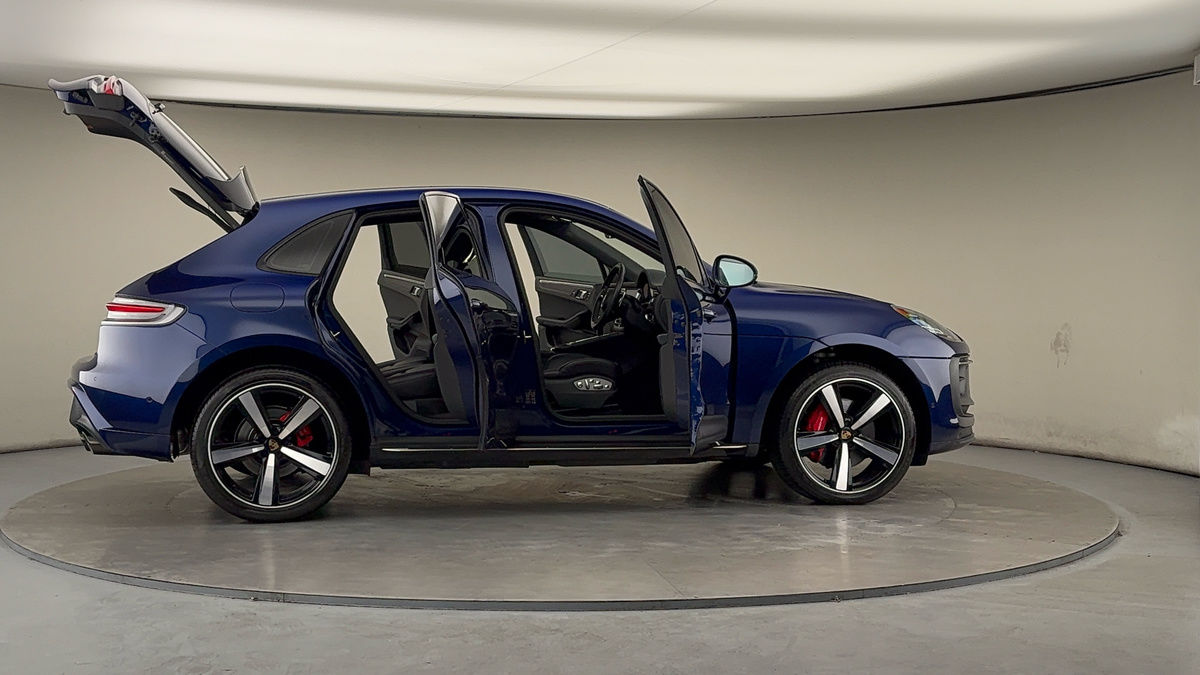 Used Porsche Macan 2022 for sale - 76198001: Photo 59