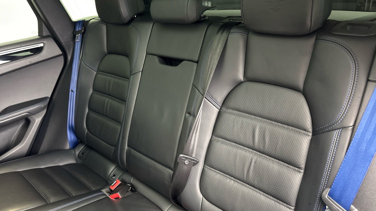 Used Porsche Macan 2022 for sale - 76198001: Photo 8