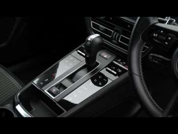 Used Porsche Macan 2022 for sale - 75207455: Photo
