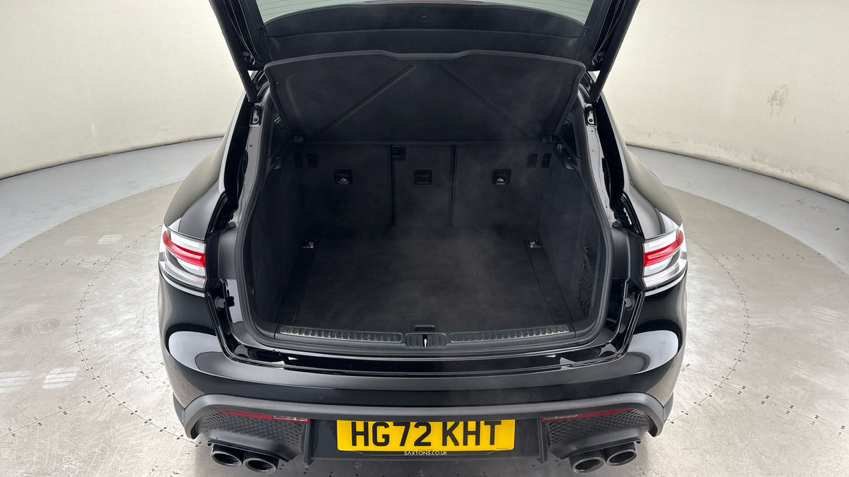 Used Porsche Macan 2023 for sale - 75729954: Photo 11