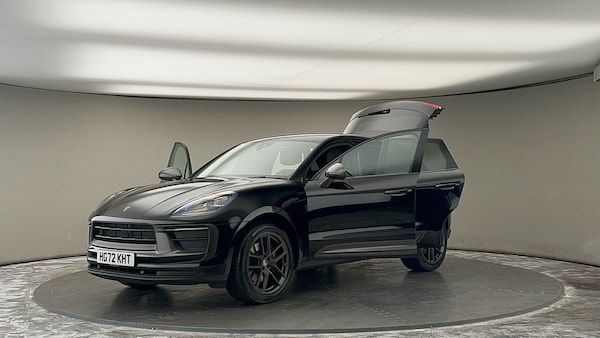 Used Porsche Macan 2023 for sale - 75729954: Photo 22