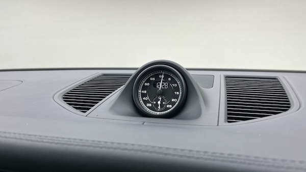Used Porsche Macan 2023 for sale - 75729954: Photo 25