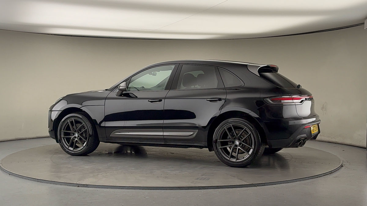 Used Porsche Macan 2023 for sale - 75729954: Photo 27