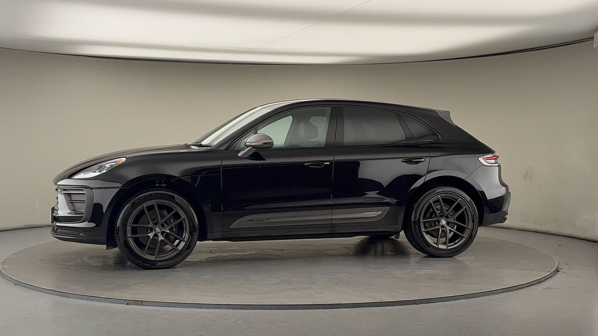 Used Porsche Macan 2023 for sale - 75729954: Photo 29