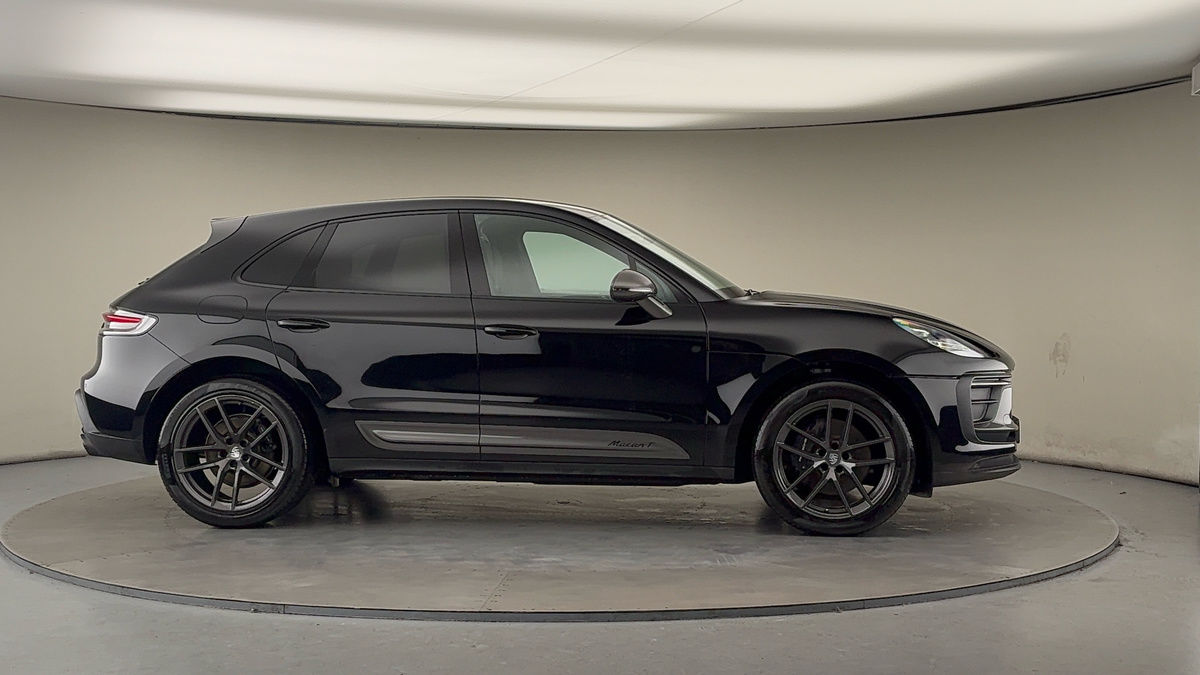 Used Porsche Macan 2023 for sale - 75729954: Photo 37