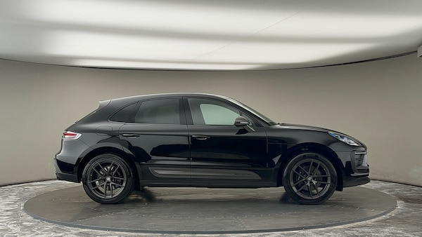 Used Porsche Macan 2023 for sale - 75729954: Photo 38
