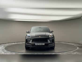Used Porsche Macan 2023 for sale - 75729954: Photo