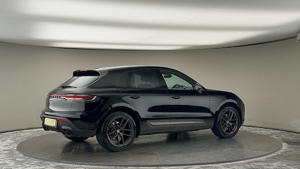 Used Porsche Macan 2023 for sale - 75729954: Photo 40
