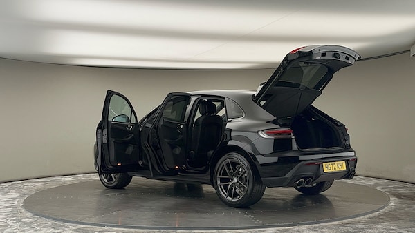 Used Porsche Macan 2023 for sale - 75729954: Photo 45