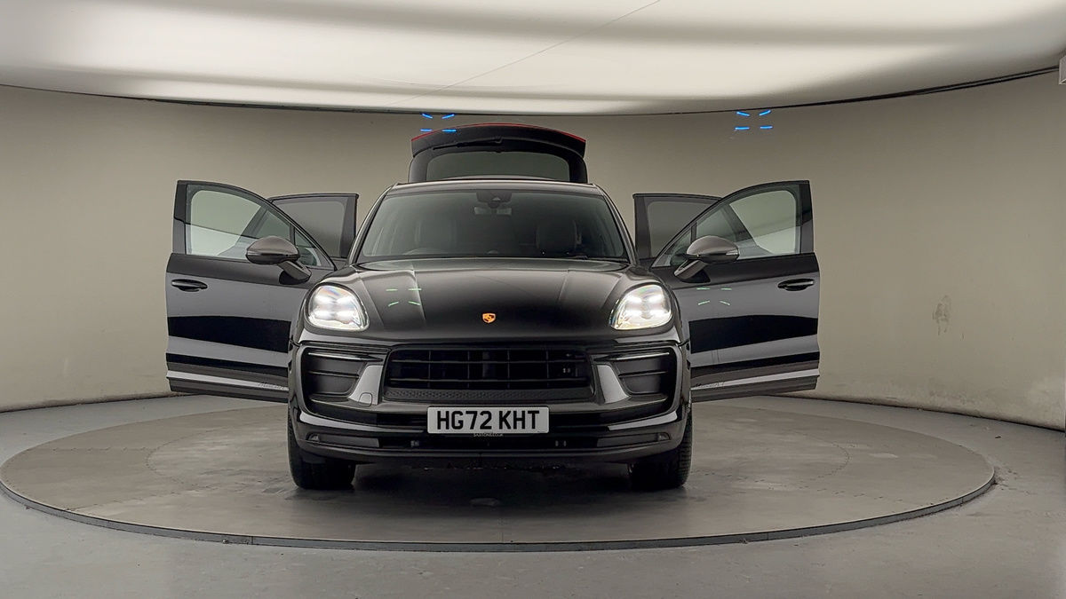 Used Porsche Macan 2023 for sale - 75729954: Photo 52