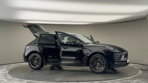 Used Porsche Macan 2023 for sale - 75729954: Photo 56