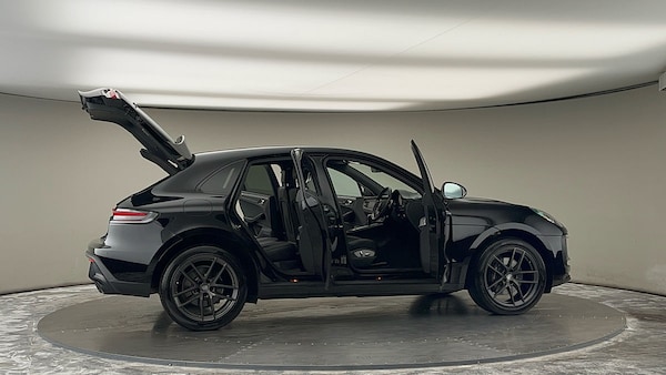 Used Porsche Macan 2023 for sale - 75729954: Photo 58