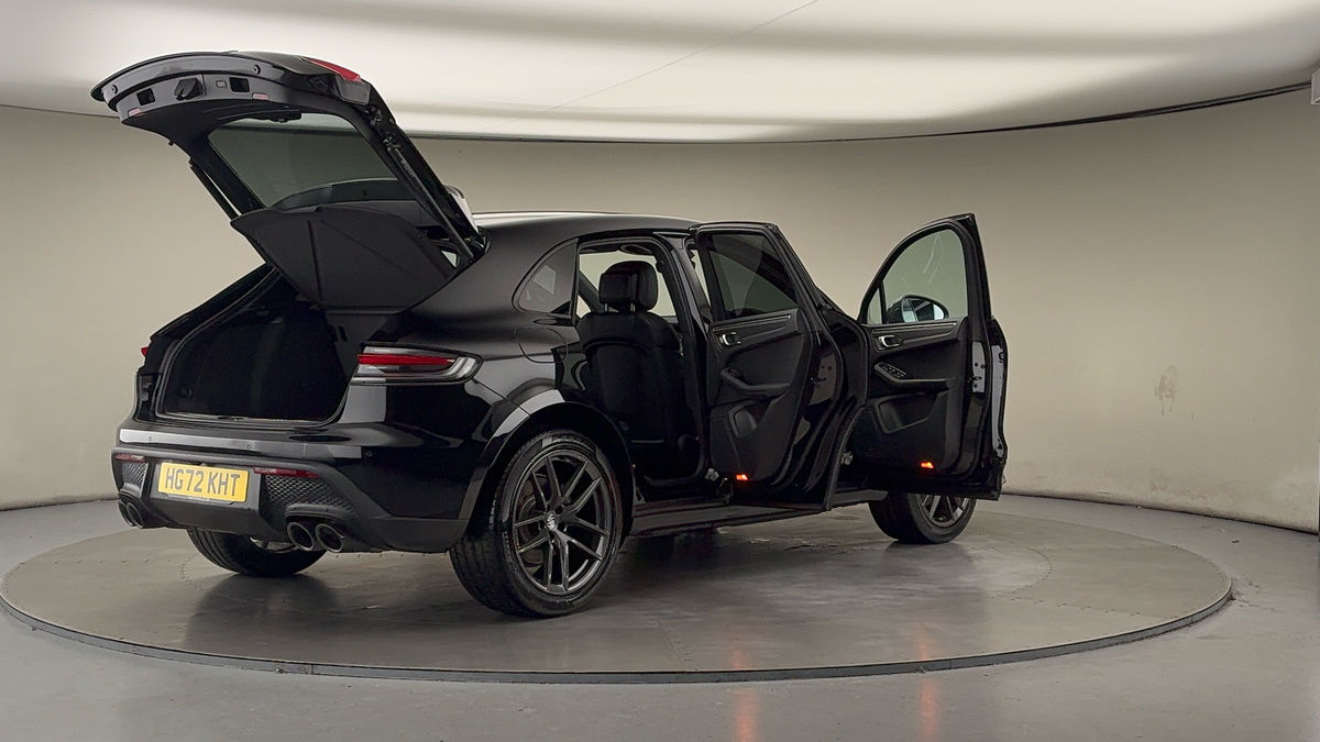 Used Porsche Macan 2023 for sale - 75729954: Photo 59