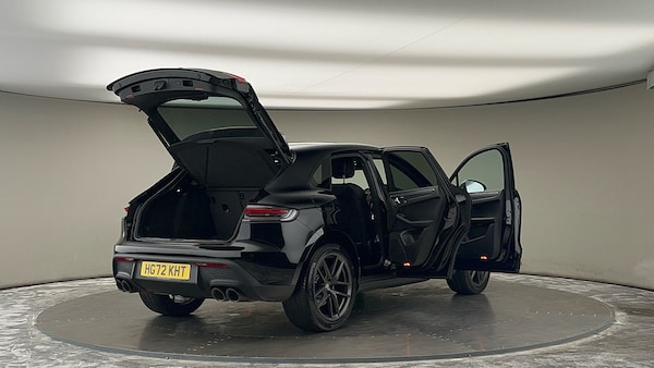 Used Porsche Macan 2023 for sale - 75729954: Photo 60