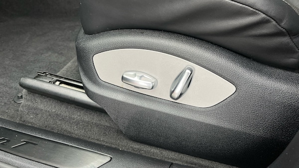 Used Porsche Macan 2023 for sale - 75729954: Photo 6
