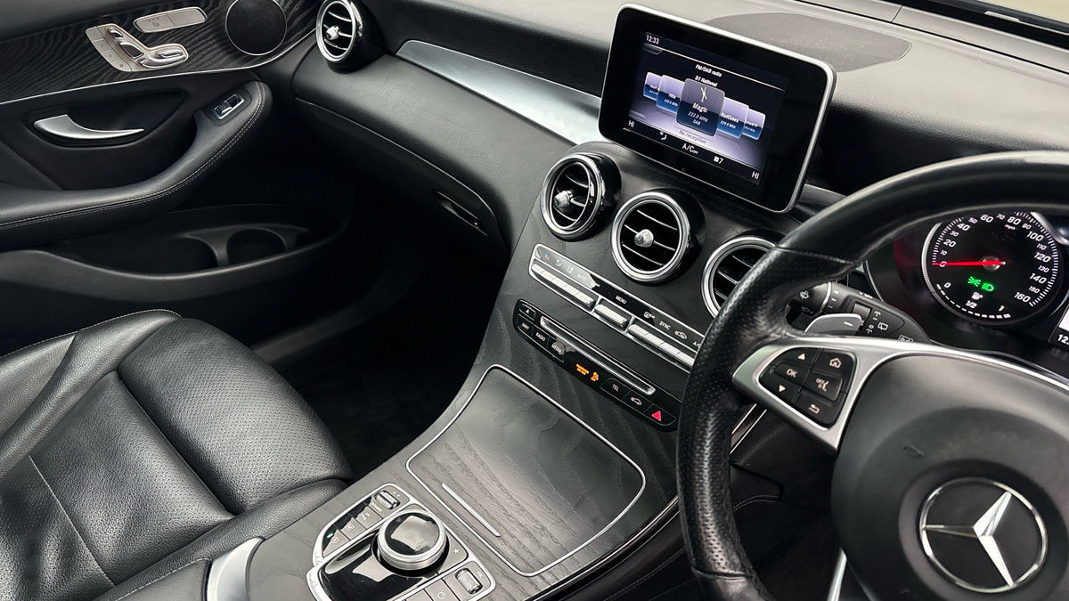 Used Mercedes-Benz GLC 2018 for sale - 77521807: Photo 18