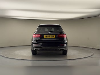 Used Mercedes-Benz GLC 2018 for sale - 77521807: Photo