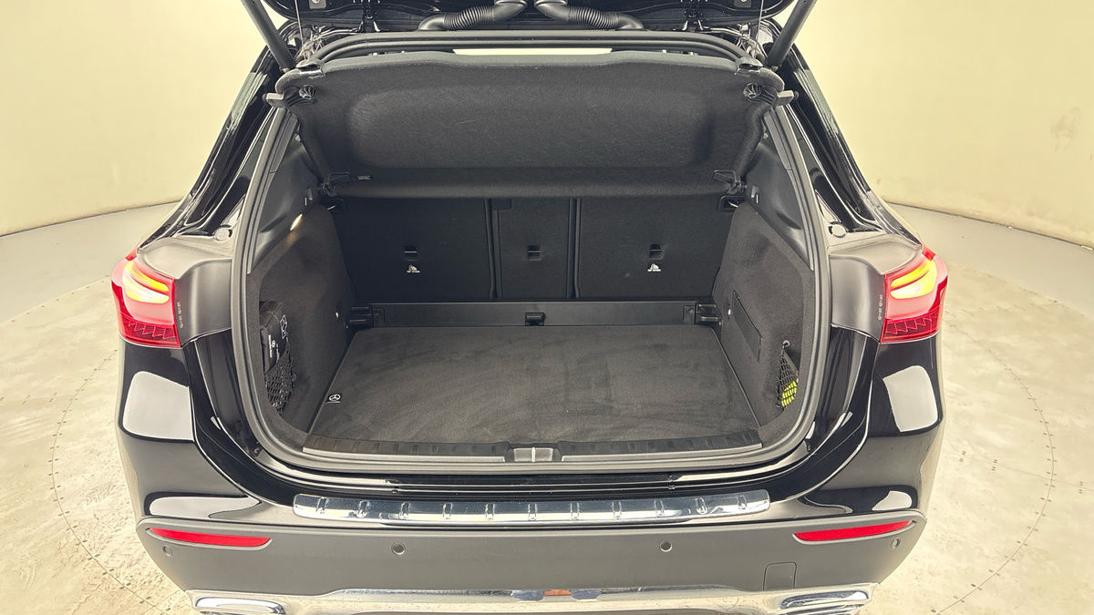 Used Mercedes-Benz GLA 2025 for sale - 77655938: Photo 11