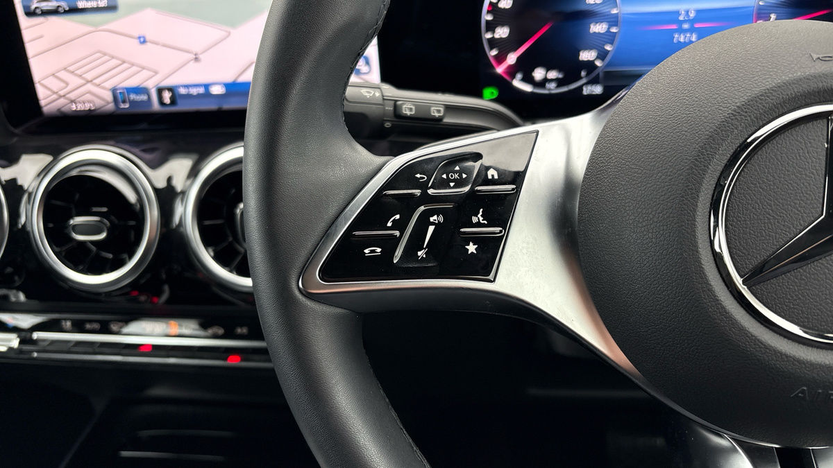 Used Mercedes-Benz GLA 2025 for sale - 77655938: Photo 13