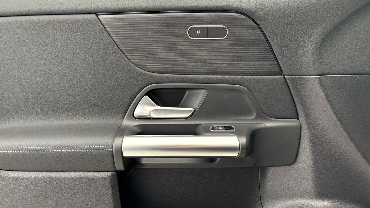 Used Mercedes-Benz GLA 2025 for sale - 77655938: Photo 19