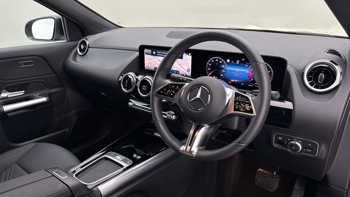 Used Mercedes-Benz GLA 2025 for sale - 77655938: Photo 5