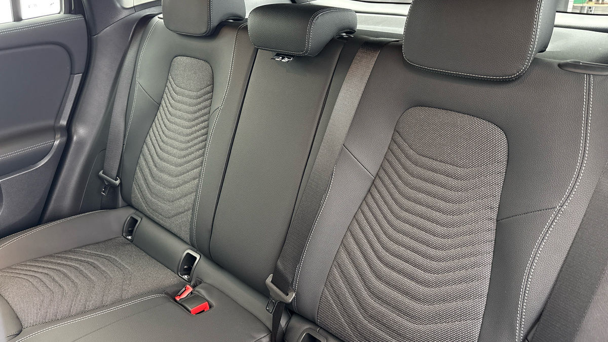 Used Mercedes-Benz GLA 2025 for sale - 77655938: Photo 8