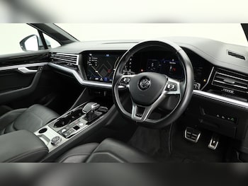 Used Volkswagen Touareg 2020 for sale - 75516775: Photo