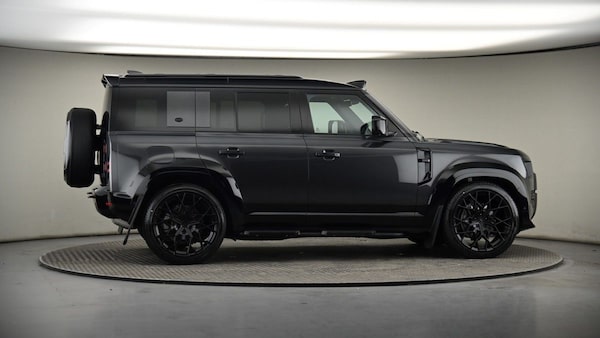 Used Land Rover Defender 110 2024 for sale - 76163827: Photo 42