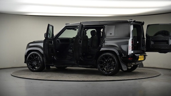 Used Land Rover Defender 110 2024 for sale - 76163827: Photo 52