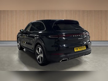 Used Porsche Cayenne 2024 for sale - 78920275: Photo