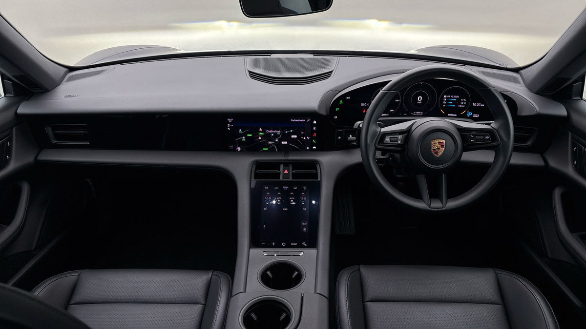 Used Porsche Taycan 2023 for sale - 75704599: Photo 12