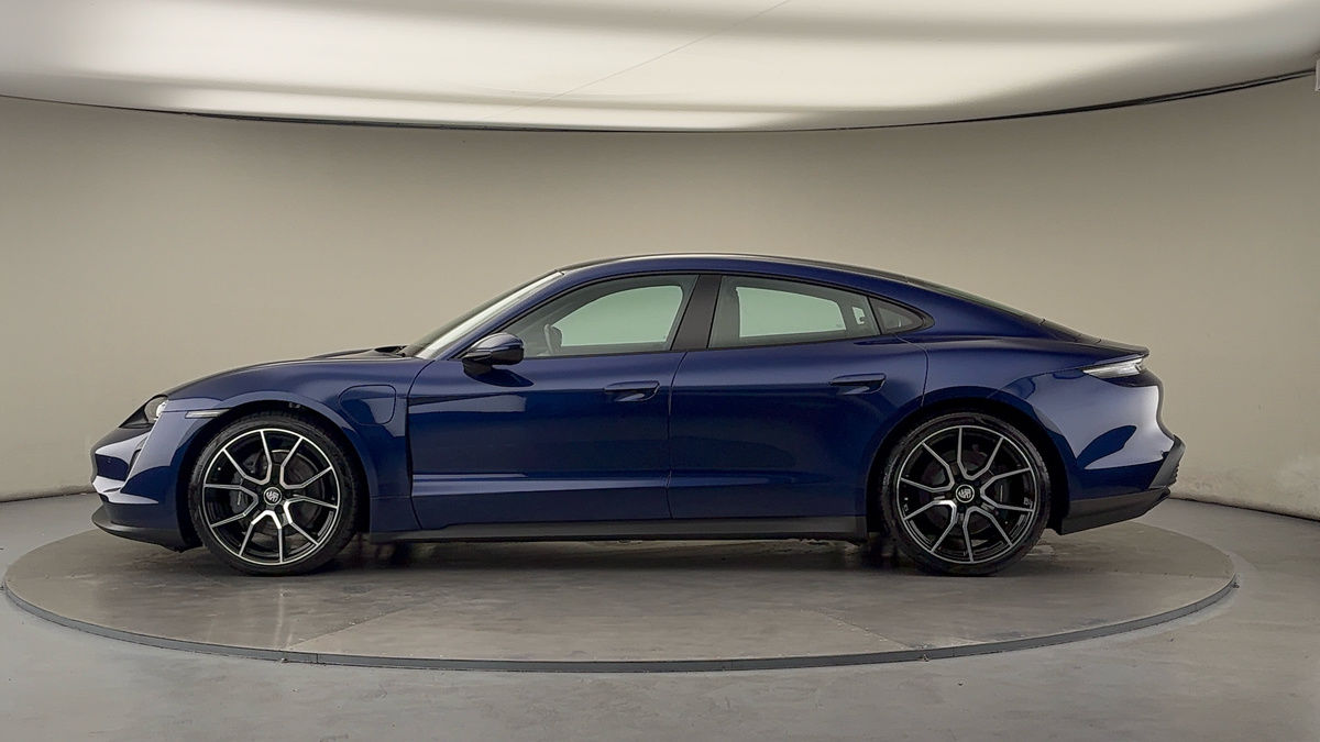 Used Porsche Taycan 2023 for sale - 75704599: Photo 15