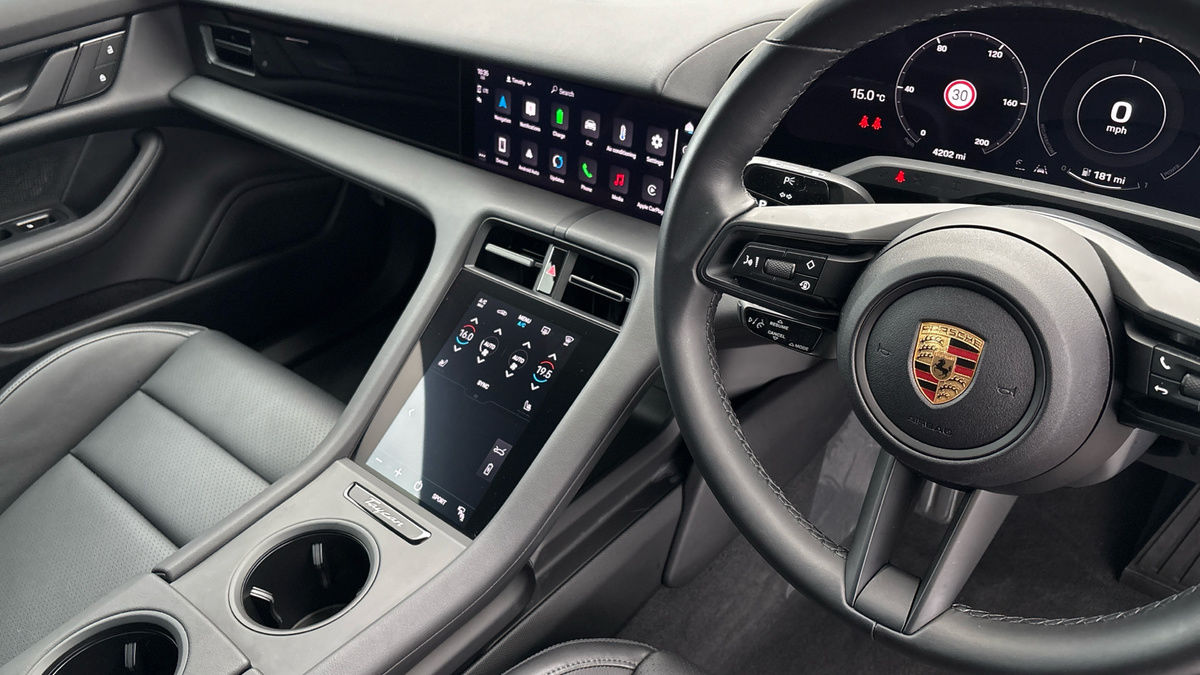 Used Porsche Taycan 2023 for sale - 75704599: Photo 18