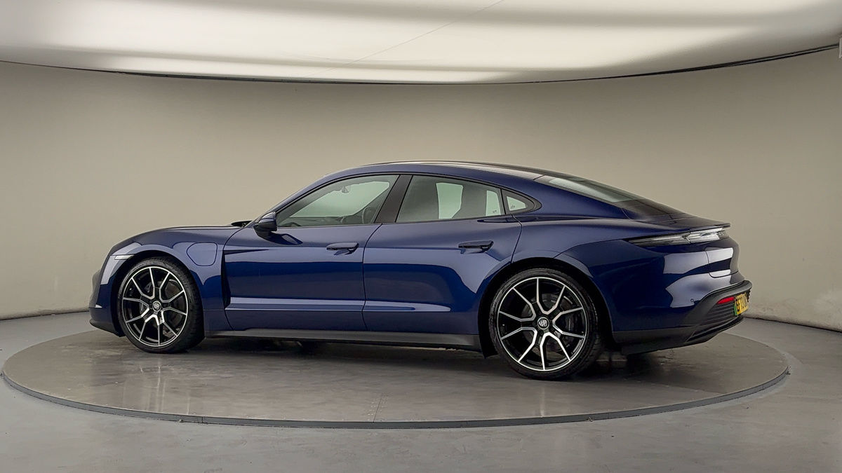 Used Porsche Taycan 2023 for sale - 75704599: Photo 26