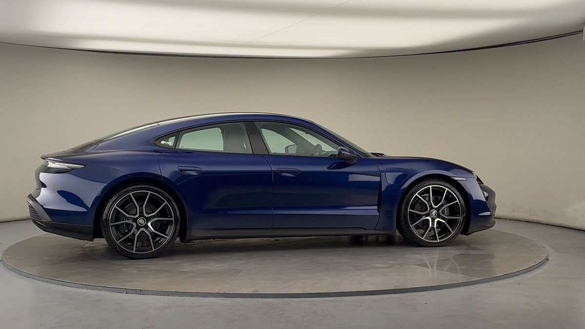 Used Porsche Taycan 2023 for sale - 75704599: Photo 37